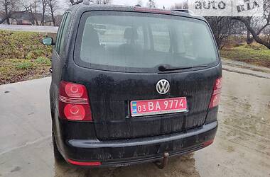 Минивэн Volkswagen Touran 2009 в 