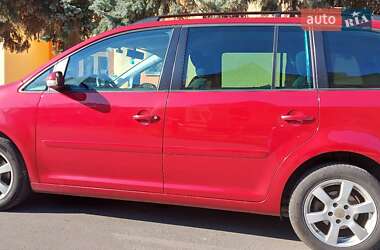 Минивэн Volkswagen Touran 2003 в 