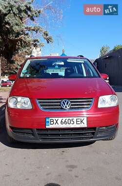 Минивэн Volkswagen Touran 2003 в 
