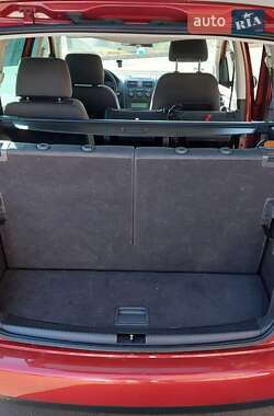 Минивэн Volkswagen Touran 2003 в 
