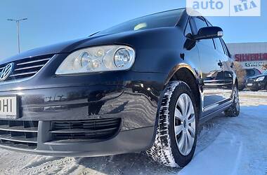 Универсал Volkswagen Touran 2003 в Ужгороде