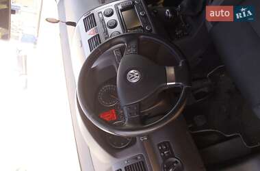 Минивэн Volkswagen Touran 2009 в 