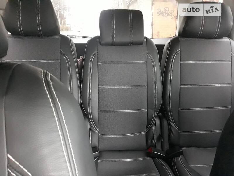 Минивэн Volkswagen Touran 2009 в Львове