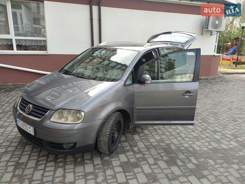 Volkswagen Touran 2005