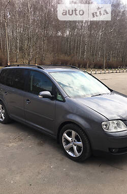 Мінівен Volkswagen Touran 2005 в Тернополі