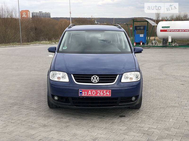 Минивэн Volkswagen Touran 2004 в Хмельницком