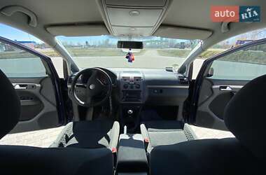 Минивэн Volkswagen Touran 2008 в 