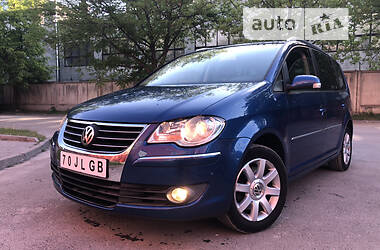 Универсал Volkswagen Touran 2007 в Тернополе