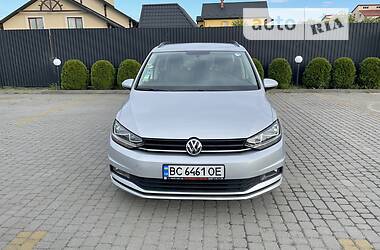 Минивэн Volkswagen Touran 2016 в Львове