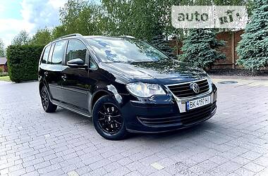 Мінівен Volkswagen Touran 2009 в Рівному