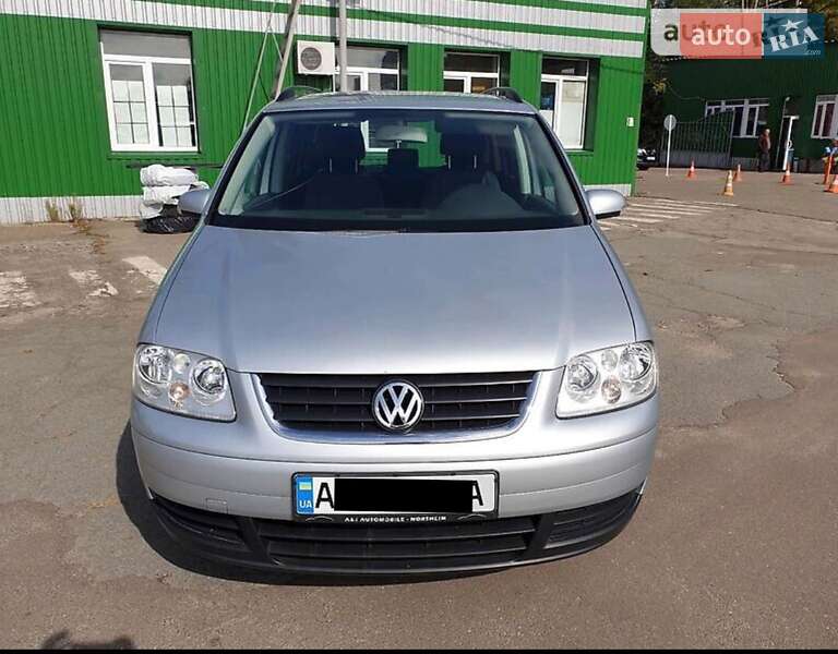 Мінівен Volkswagen Touran 2003 в Києві фото 4 Мінівен Volkswagen Touran 2003 в Києві