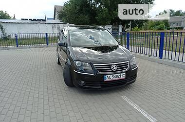 Минивэн Volkswagen Touran 2007 в Нововолынске