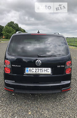 Минивэн Volkswagen Touran 2007 в Луцке