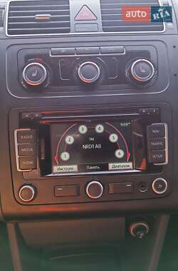 Микровэн Volkswagen Touran 2011 в 