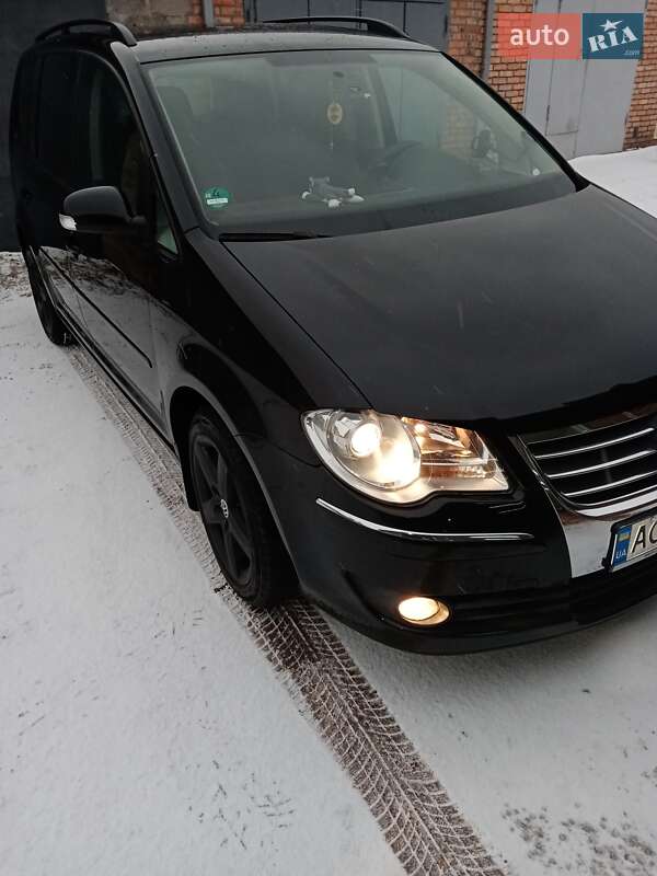 Минивэн Volkswagen Touran 2008 в Шептицькому