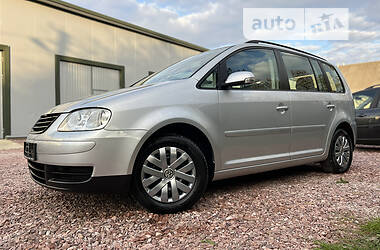 Минивэн Volkswagen Touran 2006 в Дрогобыче