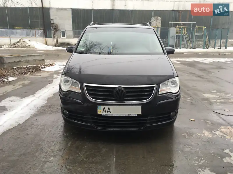 Volkswagen Touran