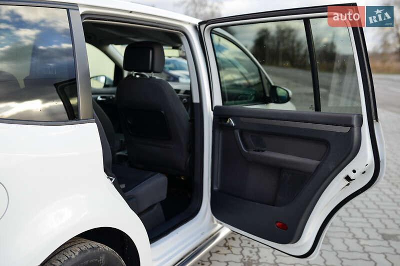 Мікровен Volkswagen Touran 2013 в Ковелі фото 61 Мікровен Volkswagen Touran 2013 в Ковелі