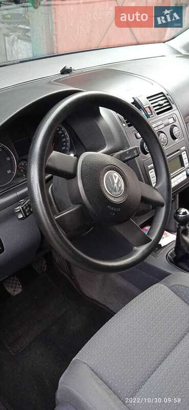 Мінівен Volkswagen Touran 2005 в Долинській