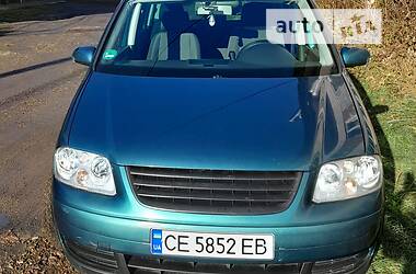 Минивэн Volkswagen Touran 2004 в Черновцах