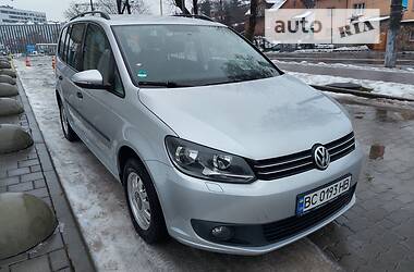 Универсал Volkswagen Touran 2012 в 
