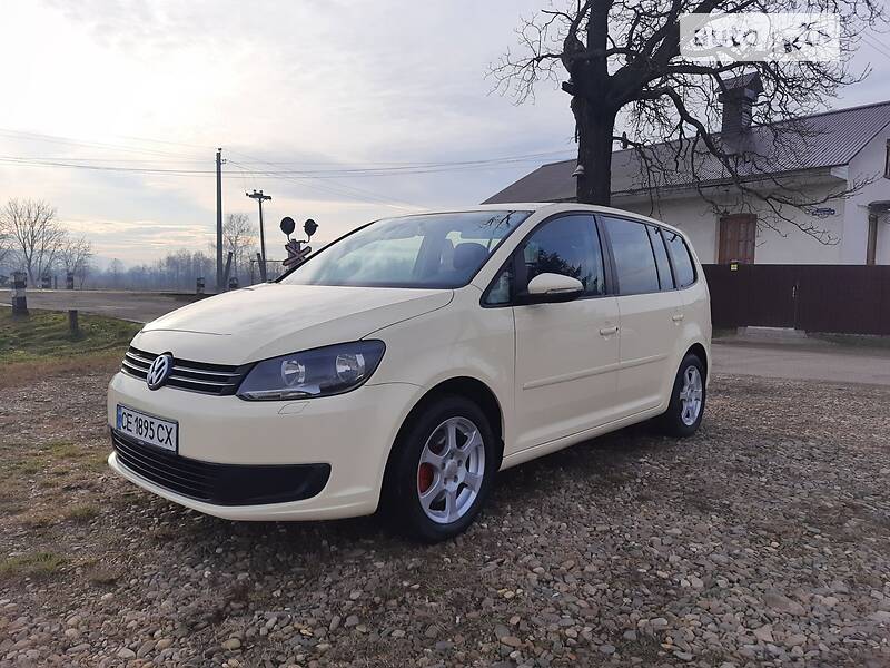 Минивэн Volkswagen Touran 2013 в Черновцах