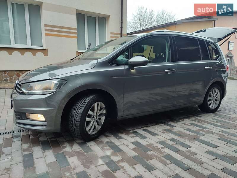 Мікровен Volkswagen Touran 2015 в Львові