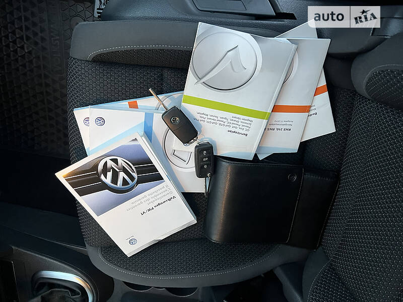 Минивэн Volkswagen Touran 2011 в Киеве