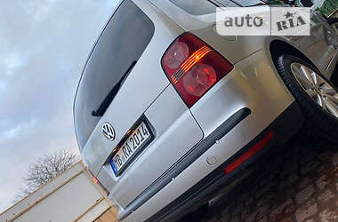 Мінівен Volkswagen Touran 2008 в Дрогобичі