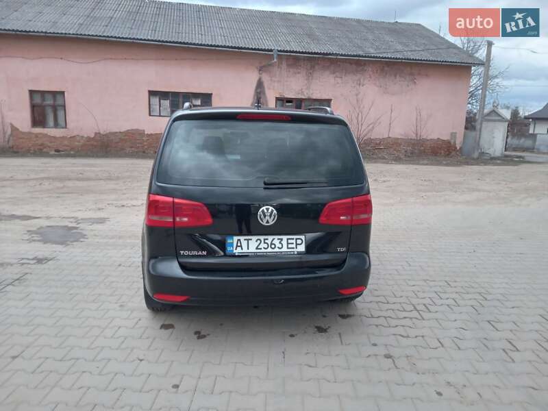 Мікровен Volkswagen Touran 2012 в Косові