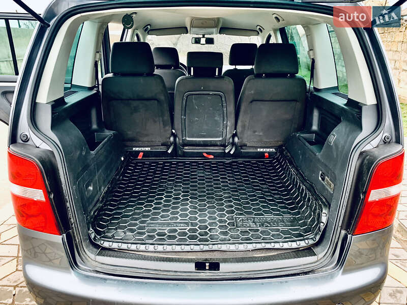 Минивэн Volkswagen Touran 2005 в Херсоне