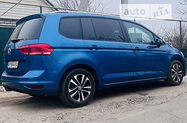 Мікровен Volkswagen Touran 2019 в Дніпрі