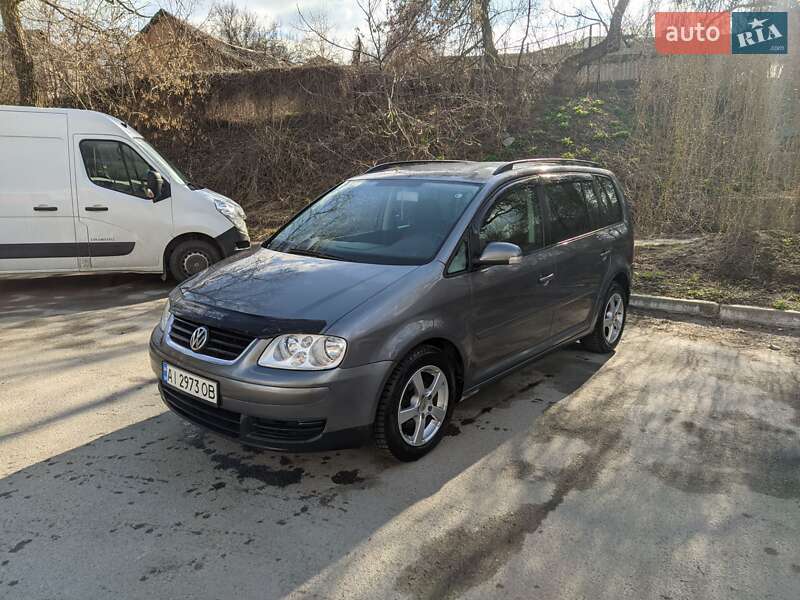 Минивэн Volkswagen Touran 2005 в Сквире