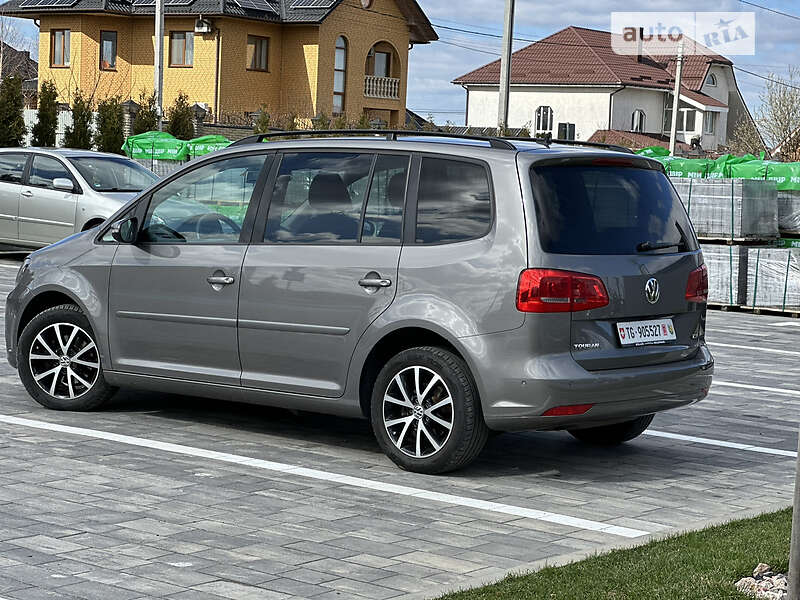 Мікровен Volkswagen Touran 2011 в Луцьку