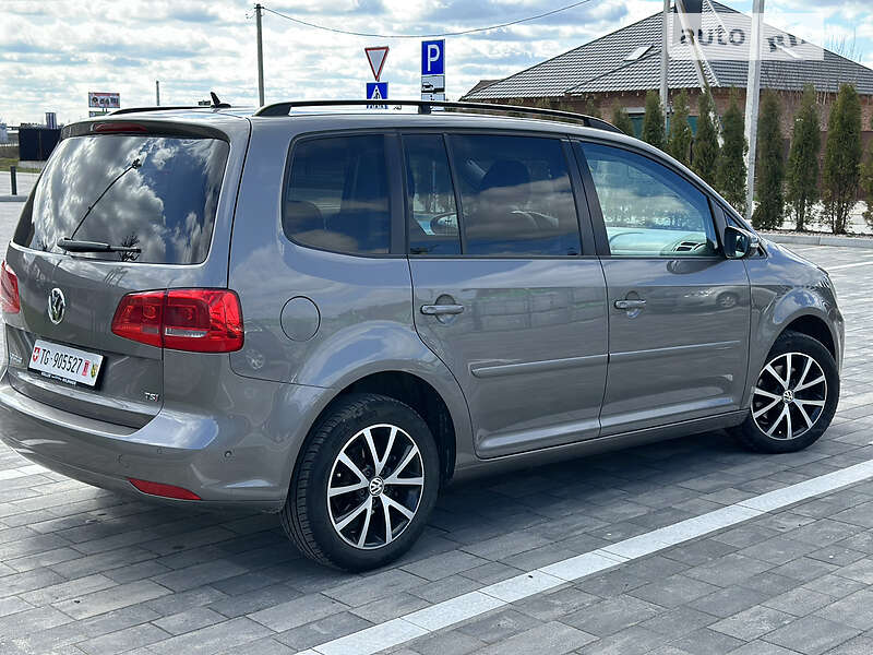 Мікровен Volkswagen Touran 2011 в Луцьку