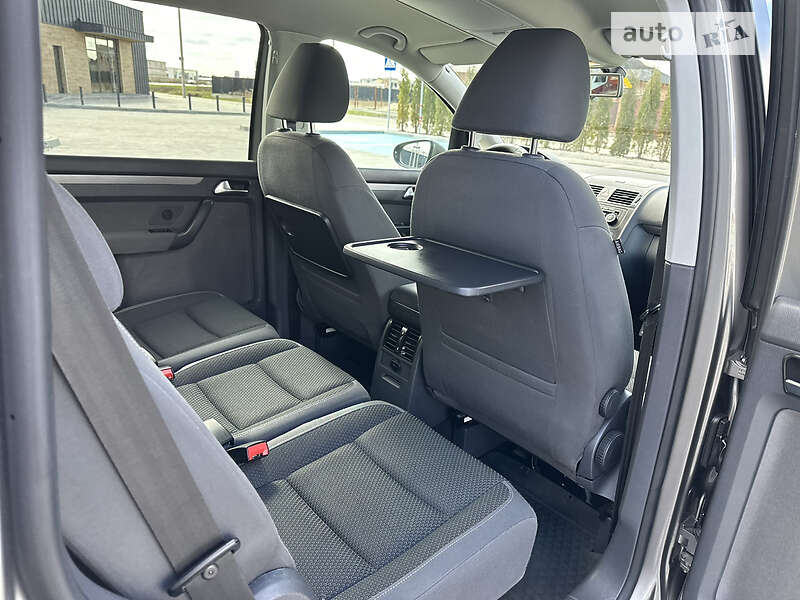 Мікровен Volkswagen Touran 2011 в Луцьку