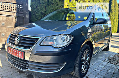 Минивэн Volkswagen Touran 2007 в 