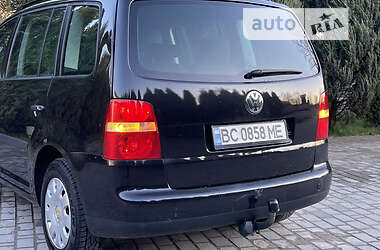 Минивэн Volkswagen Touran 2004 в Самборе