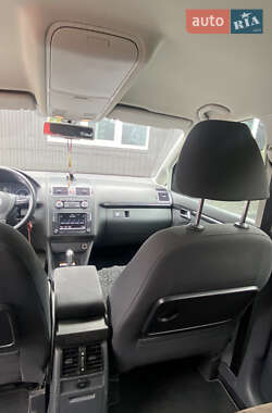 Минивэн Volkswagen Touran 2010 в Луцке