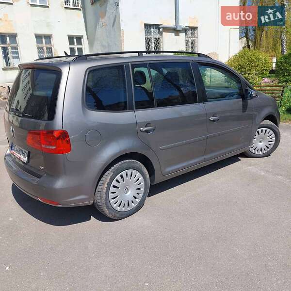 Микровэн Volkswagen Touran 2011 в Дрогобыче