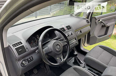 Минивэн Volkswagen Touran 2010 в Львове