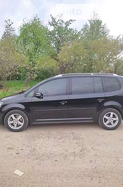 Микровэн Volkswagen Touran 2012 в Ивано-Франковске
