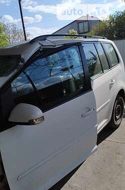 Мінівен Volkswagen Touran 2008 в 