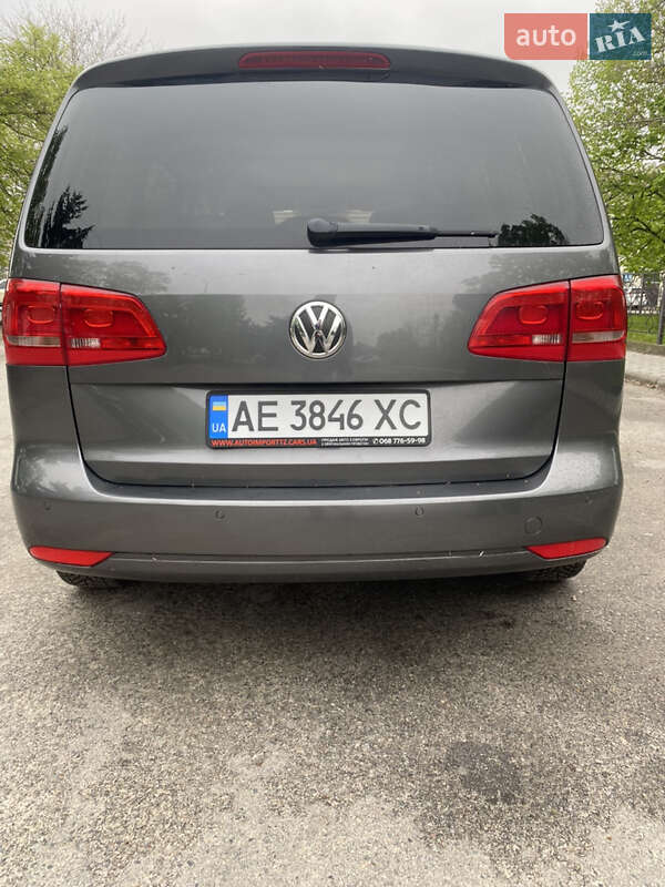 Мікровен Volkswagen Touran 2012 в Дніпрі