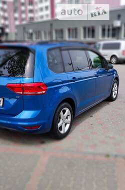 Микровэн Volkswagen Touran 2016 в 