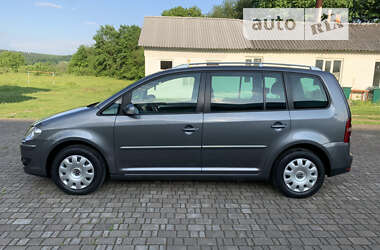 Минивэн Volkswagen Touran 2008 в Коломые