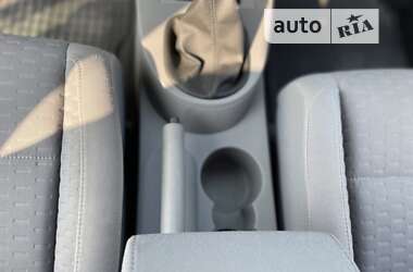 Минивэн Volkswagen Touran 2007 в 