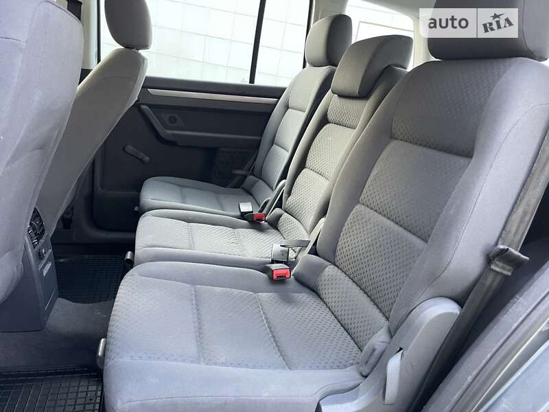 Минивэн Volkswagen Touran 2004 в Хмельницком