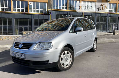 Минивэн Volkswagen Touran 2003 в 
