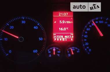 Минивэн Volkswagen Touran 2006 в 